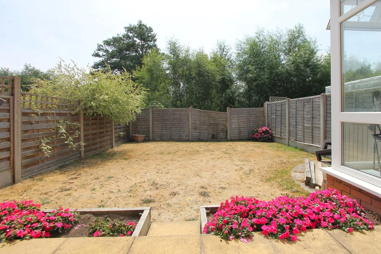 Beaulieu Close, Kidderminster, photo 13