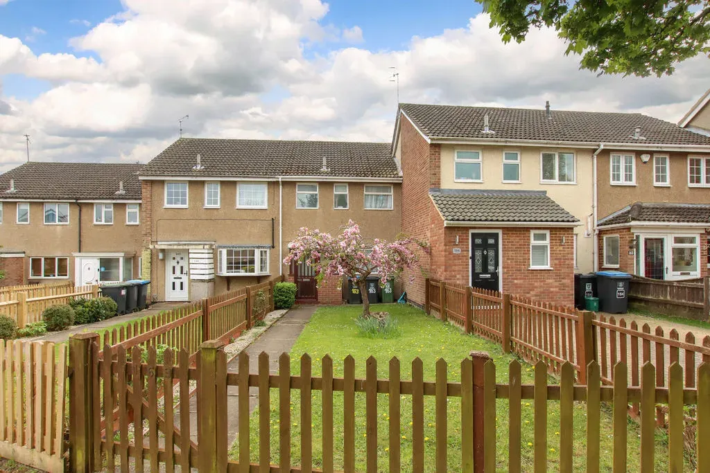 3 bed house for sale — Claymore, Hemel Hempstead, Hertfordshire, HP2 6LR