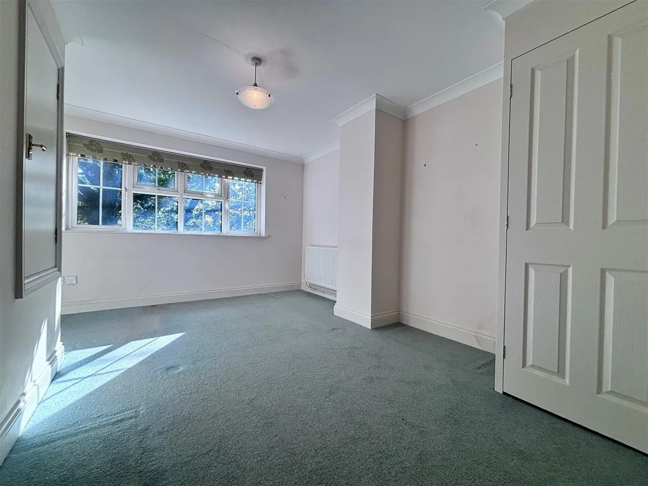 Hayes Lane, Horsham, West Sussex RH13 0SQ, photo 8