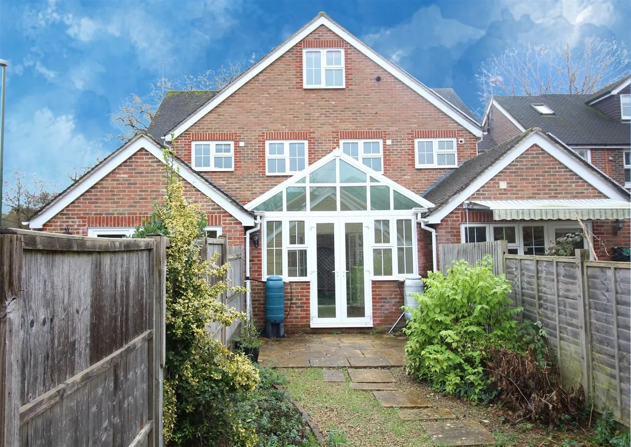 Hayes Lane, Horsham, West Sussex RH13 0SQ, photo 6