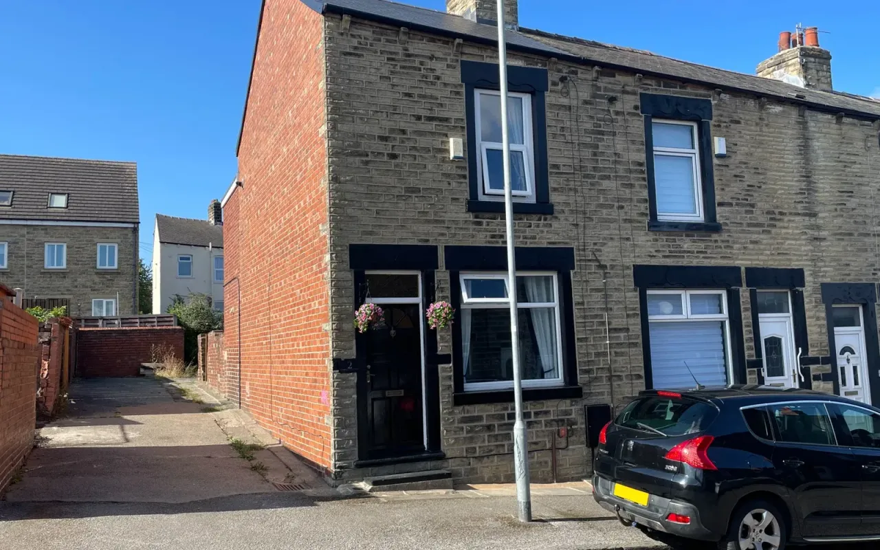 2 bed property for sale — St Edwards Avenue Barnsley