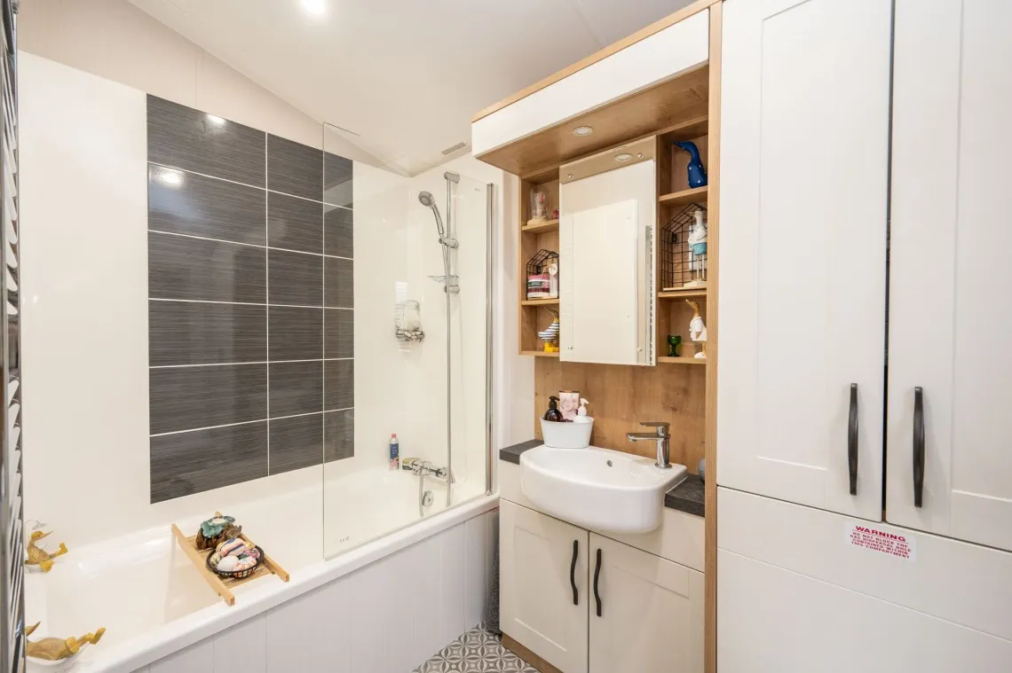 Abbey Lane, L40, photo 17