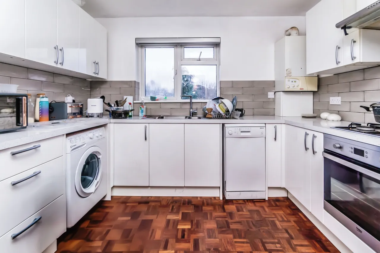 Furze Court, Ashburton Road, Croydon, CR0, photo 5