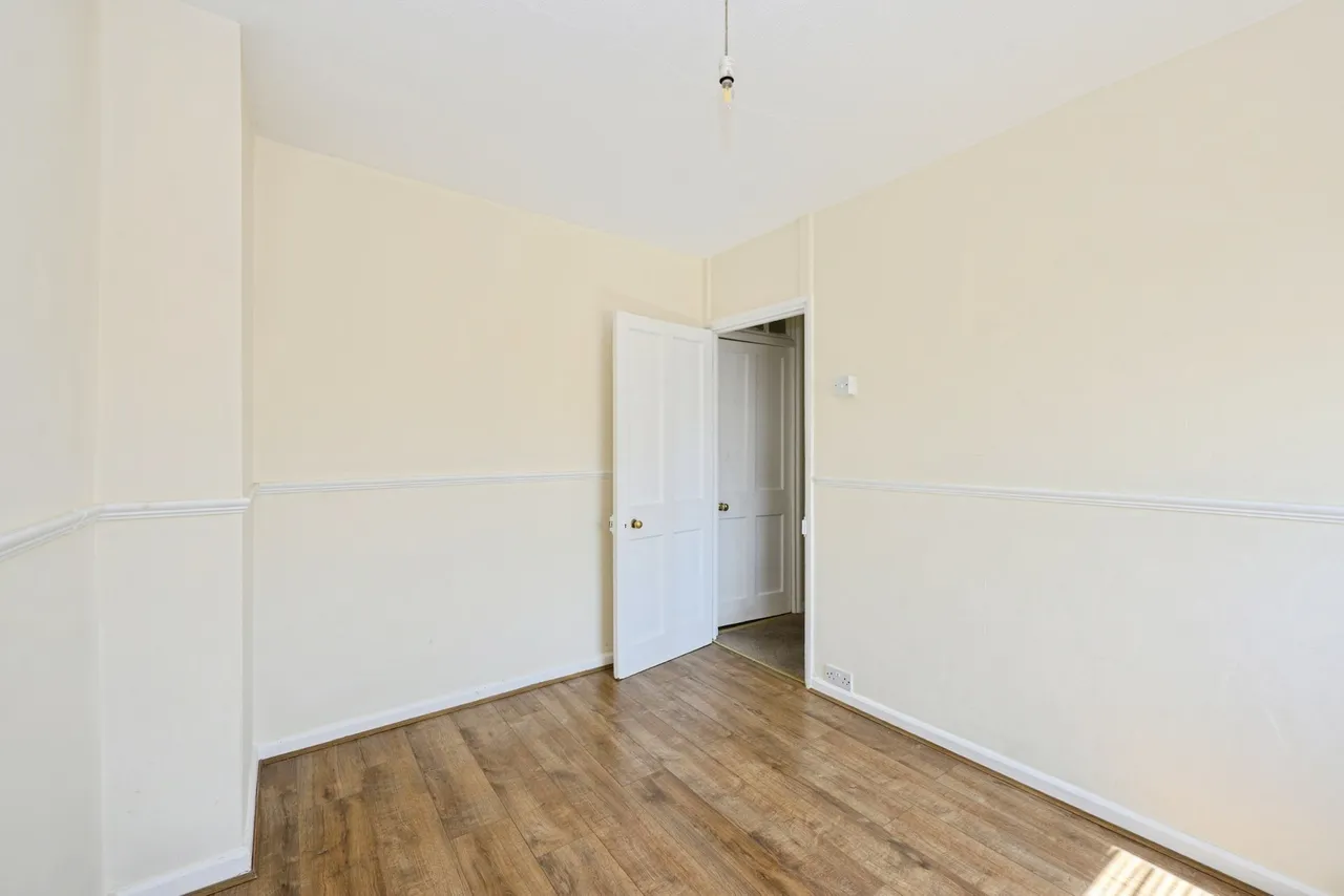 Thornton Road, Carshalton, SM5, photo 5