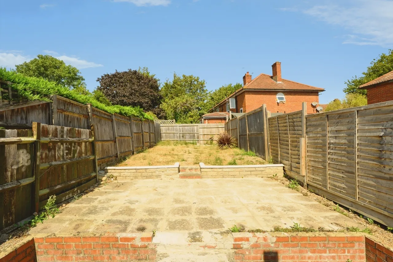 Thornton Road, Carshalton, SM5, photo 11