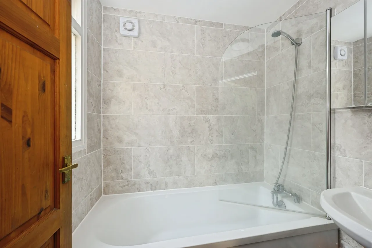 Thornton Road, Carshalton, SM5, photo 4