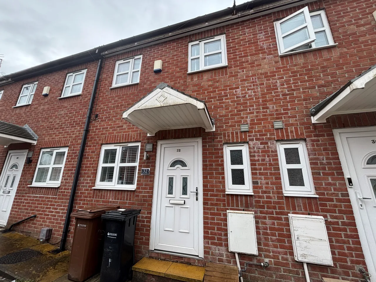 2 bed house to rent, Boscombe Street, SK5