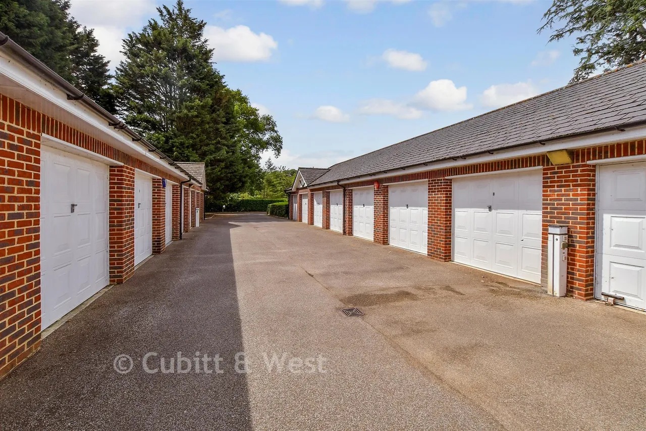 Ford Road, Tortington, BN18, photo 13
