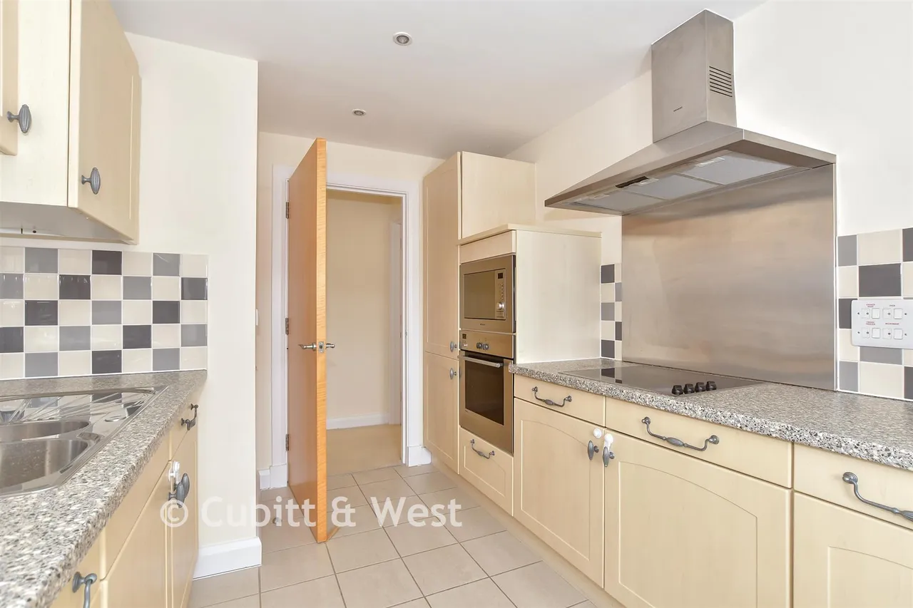 Ford Road, Tortington, BN18, photo 7