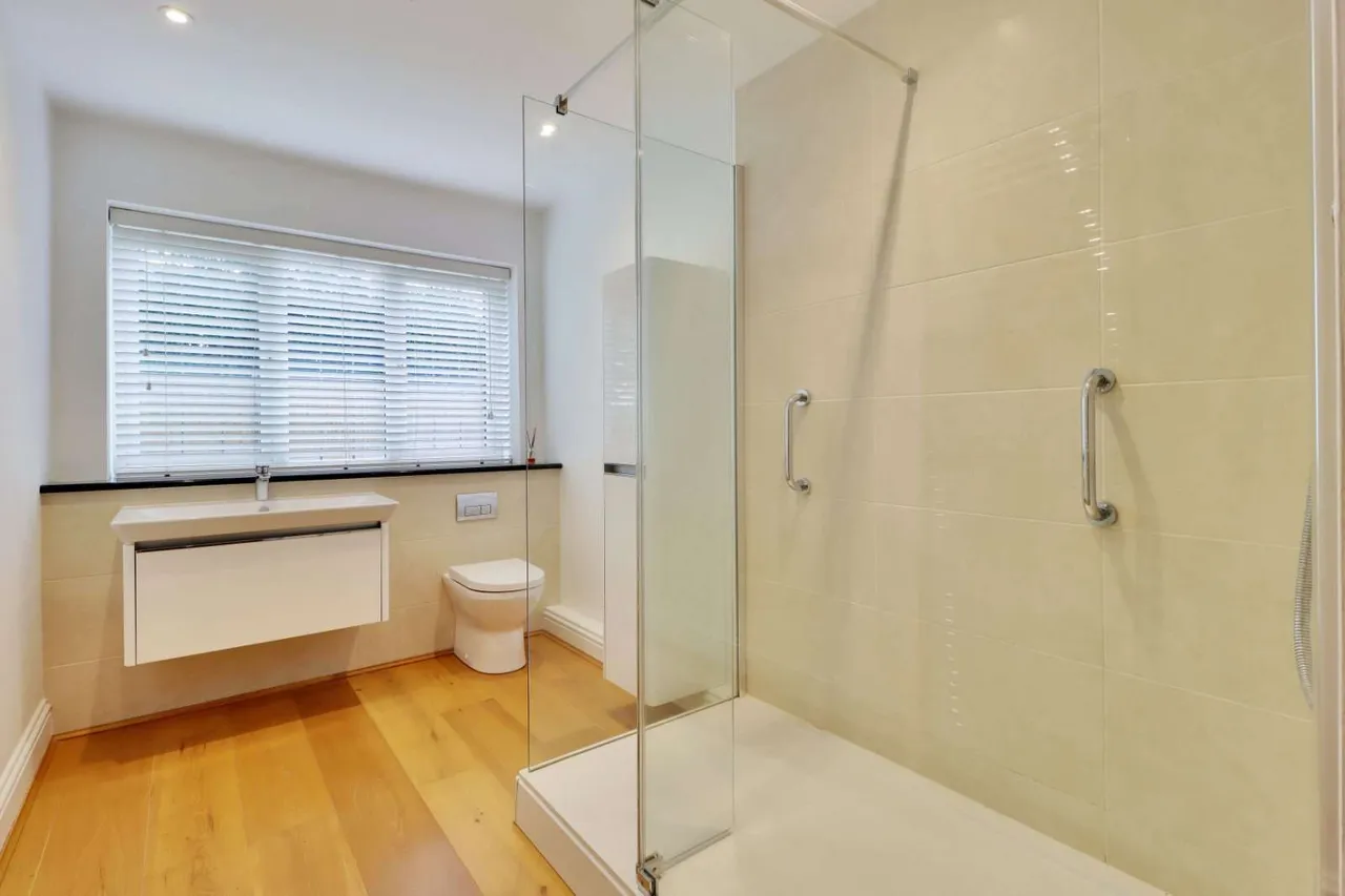 Park Road, Heathfield, TN21, photo 15