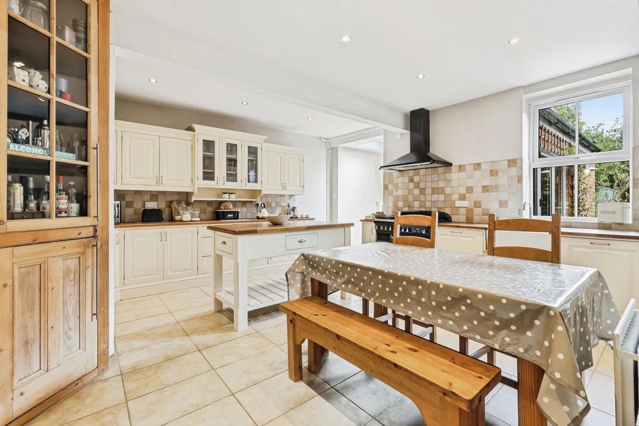 Trinity Avenue, Northampton, NN2, photo 9