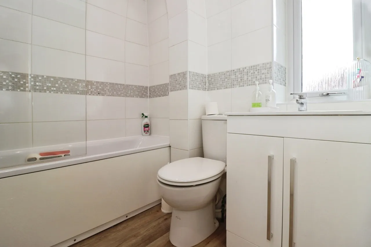 Queens Road, Cadbury Heath, Bristol, BS30, photo 8
