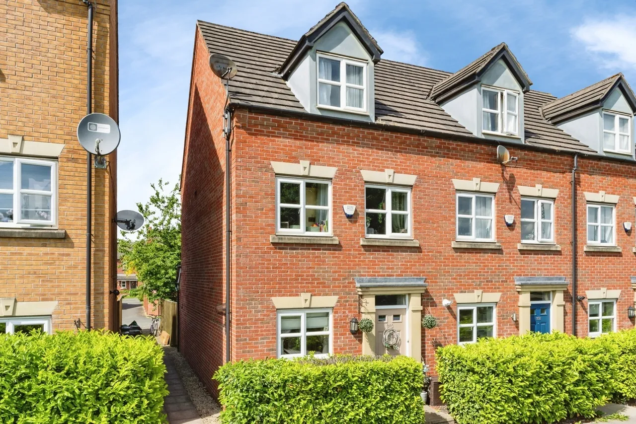 3 bed house for sale — Thelwall Lane, Warrington, Cheshire, WA4