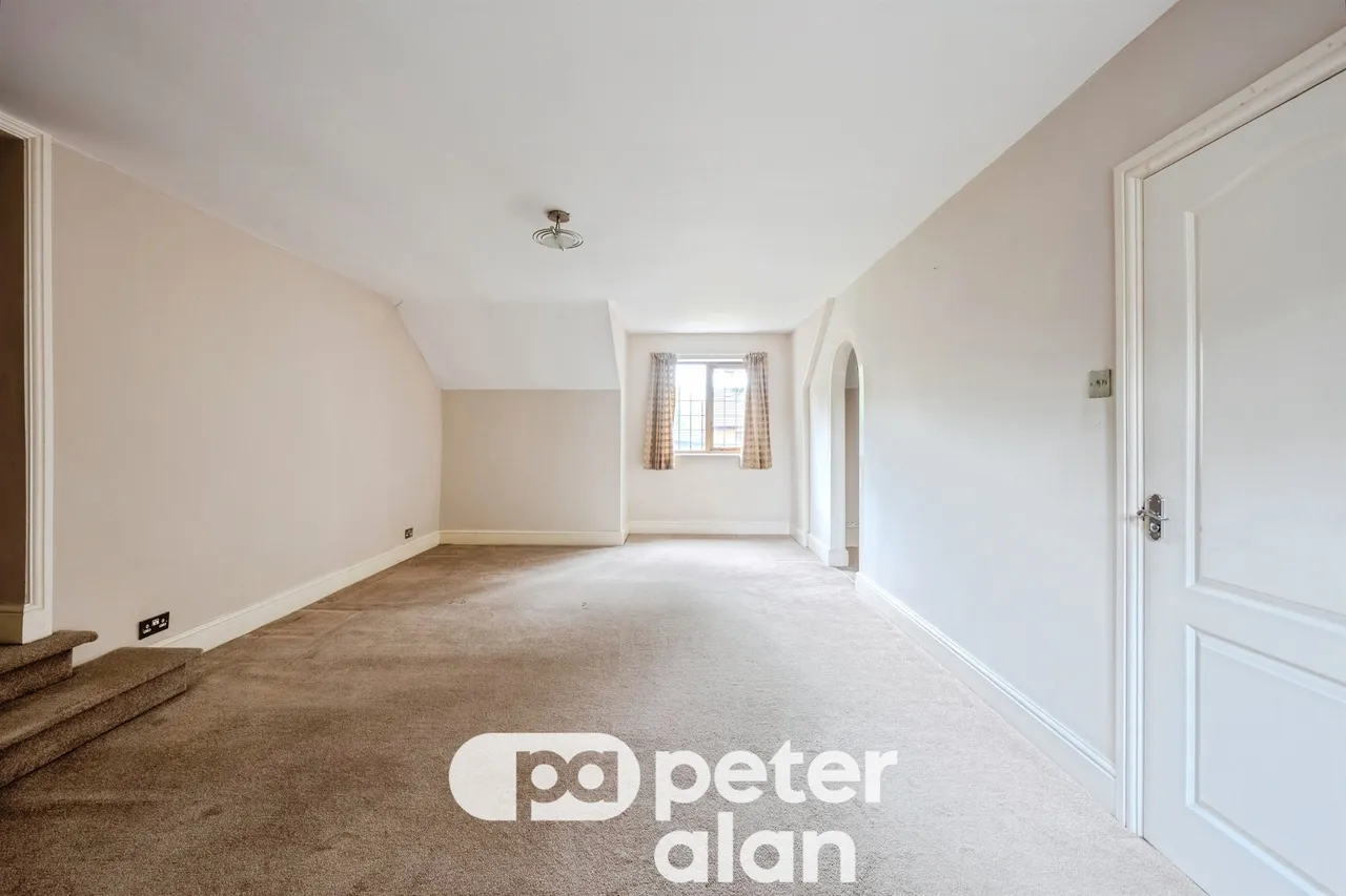 Old Langstone Court Road, Newport, NP18, photo 17