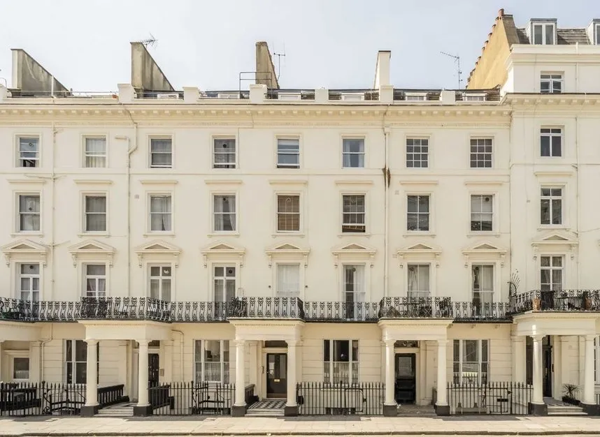 flat for sale — Gloucester Terrace, Hyde Park, W2