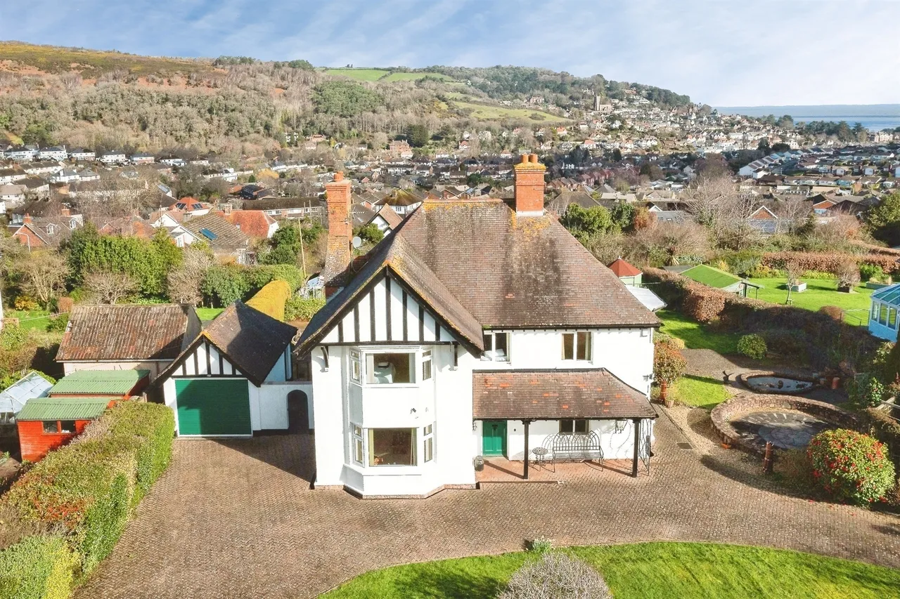 4 bed house for sale, Periton Road, Minehead, TA24