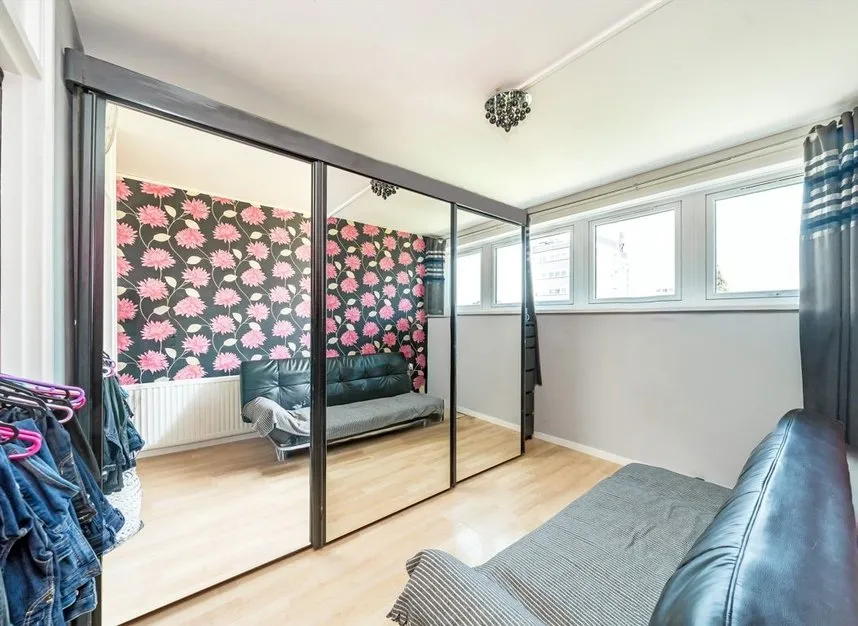 Brayards Road Estate, Peckham, SE15, photo 5