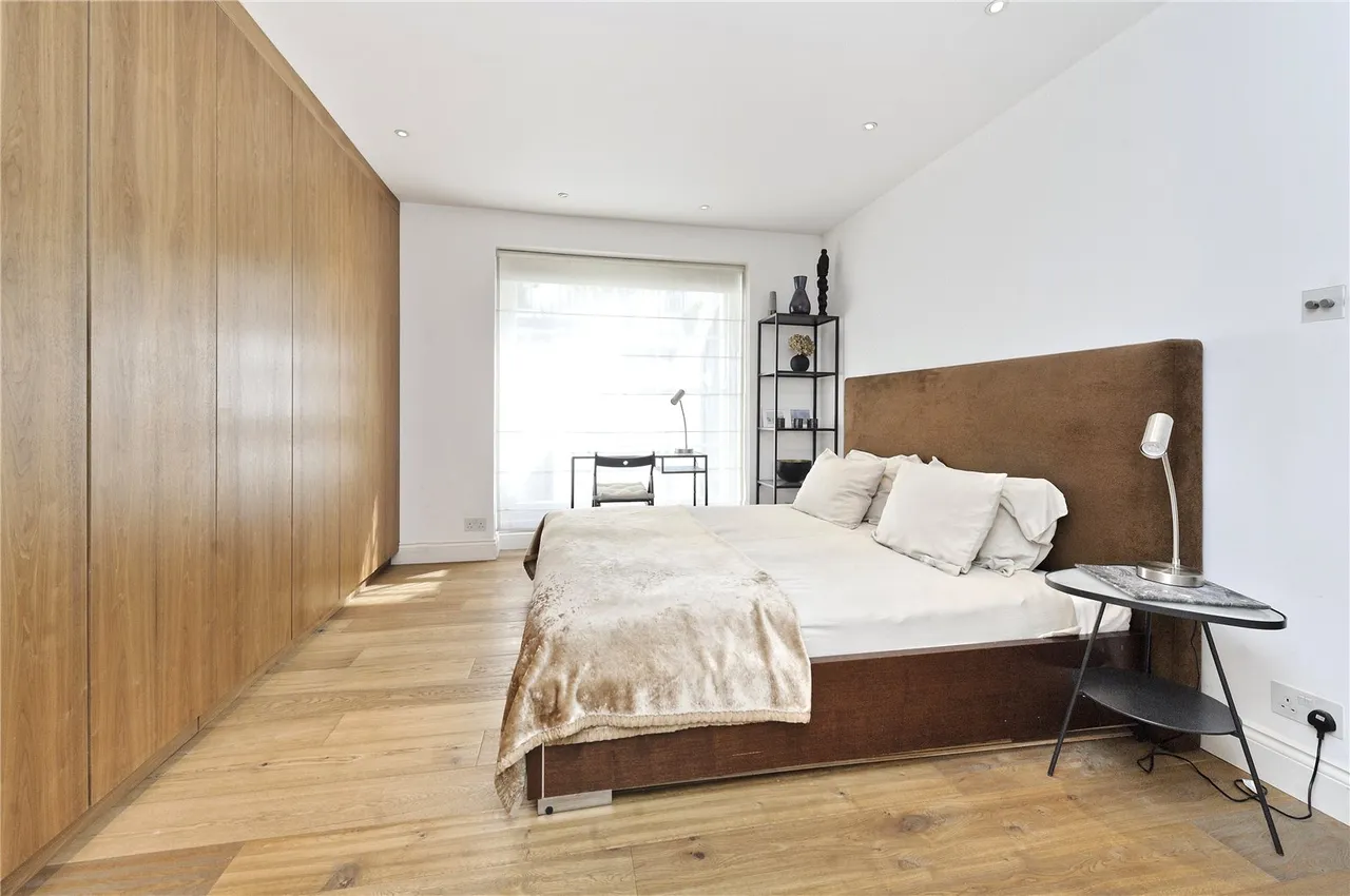 Hereford Road, London, W2, photo 9