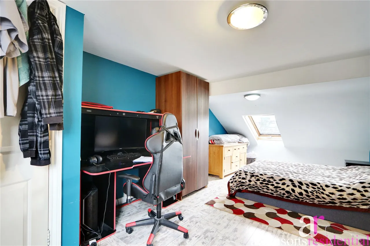 Burlington Road, Enfield, Middlesex, EN2 0LL, photo 15