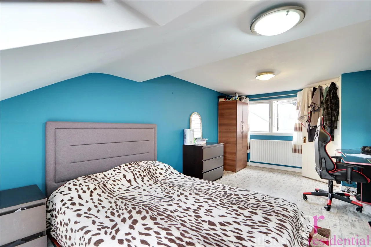 Burlington Road, Enfield, Middlesex, EN2 0LL, photo 16