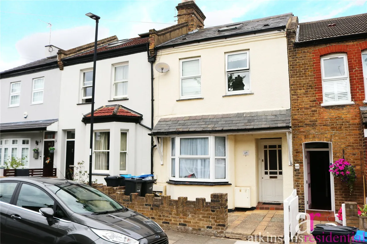 3 bed house for sale — Burlington Road, Enfield, Middlesex, EN2 0LL