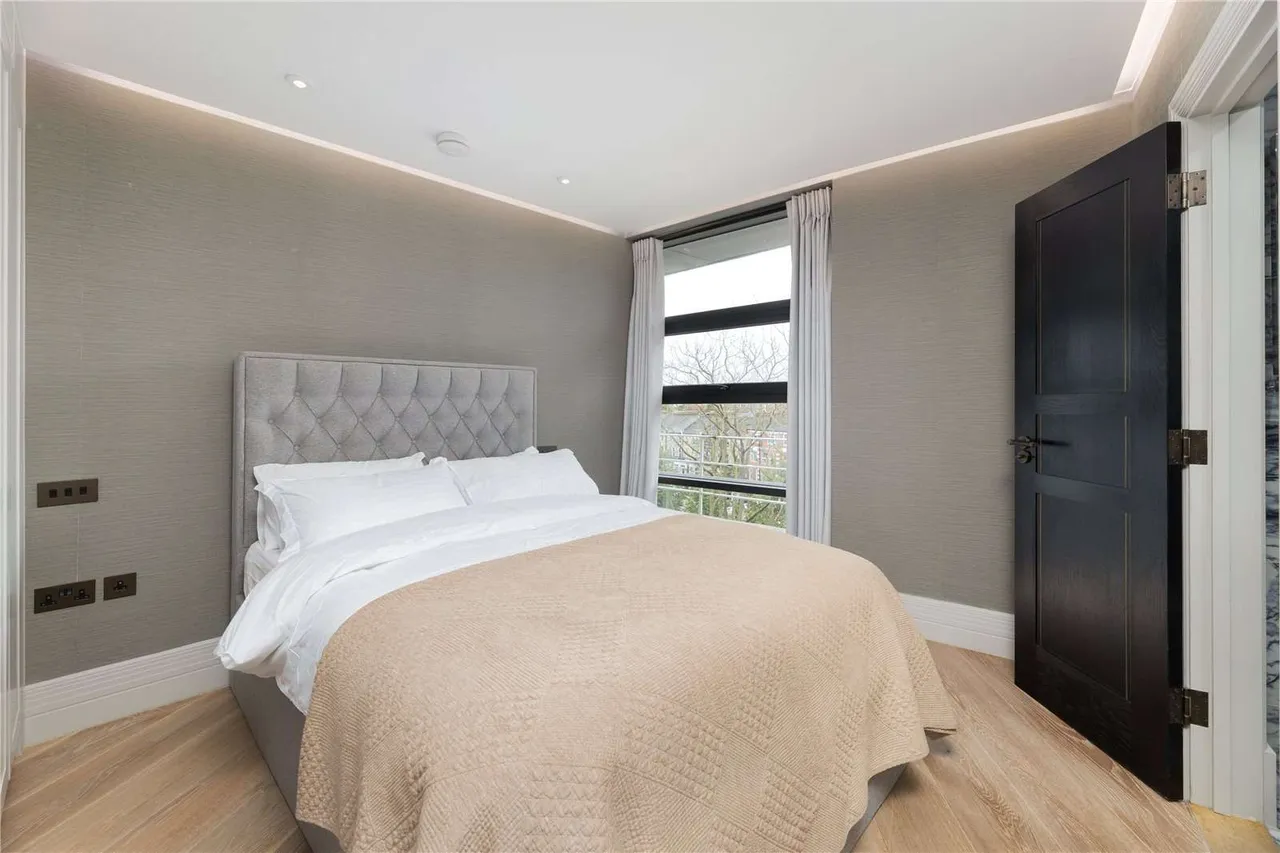 Barons Keep, Gliddon Road, London, W14 9AX, photo 10