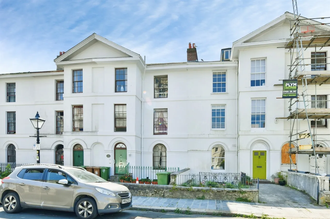 4 bed house for sale — Wyndham Square, Plymouth