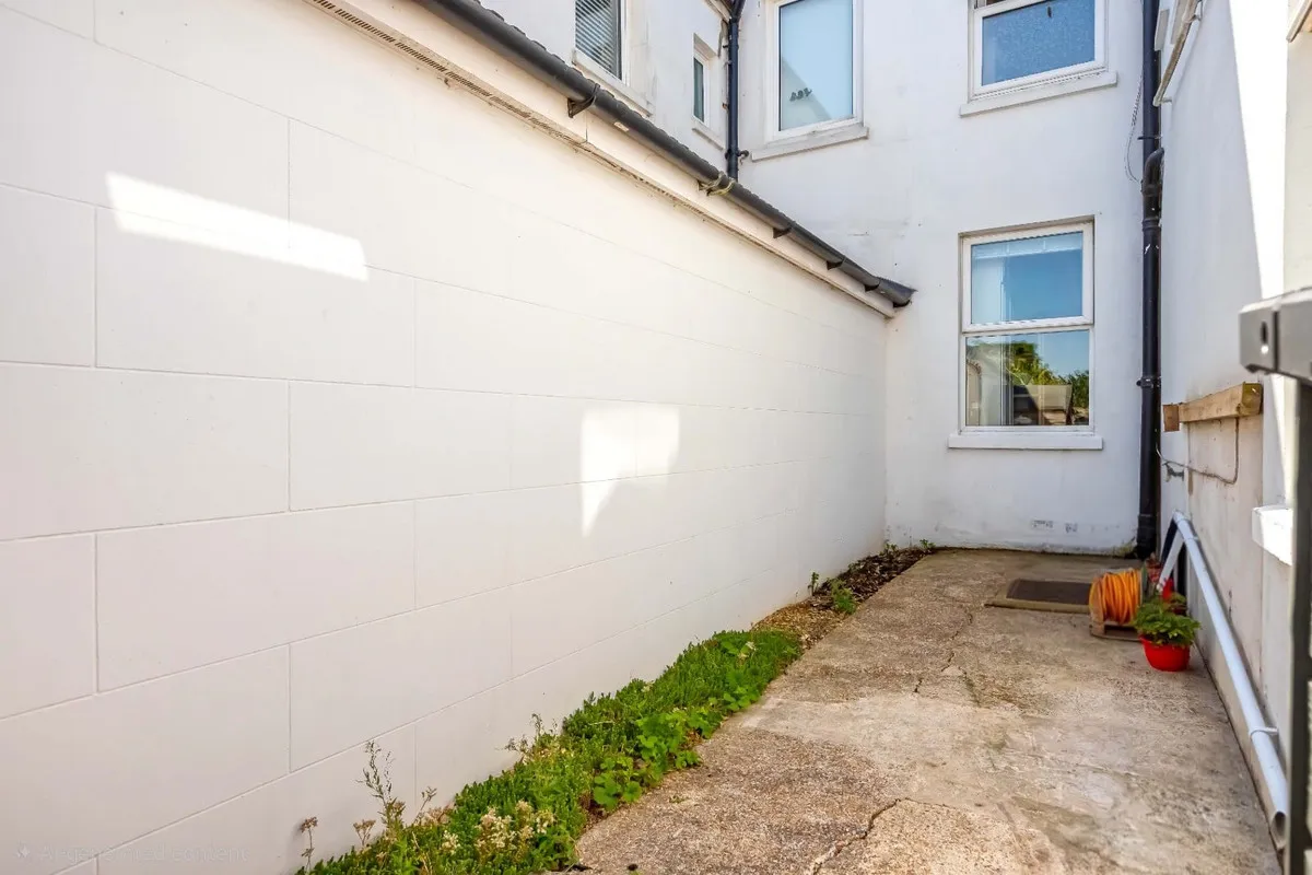 Lancing, BN15 8JA, photo 13