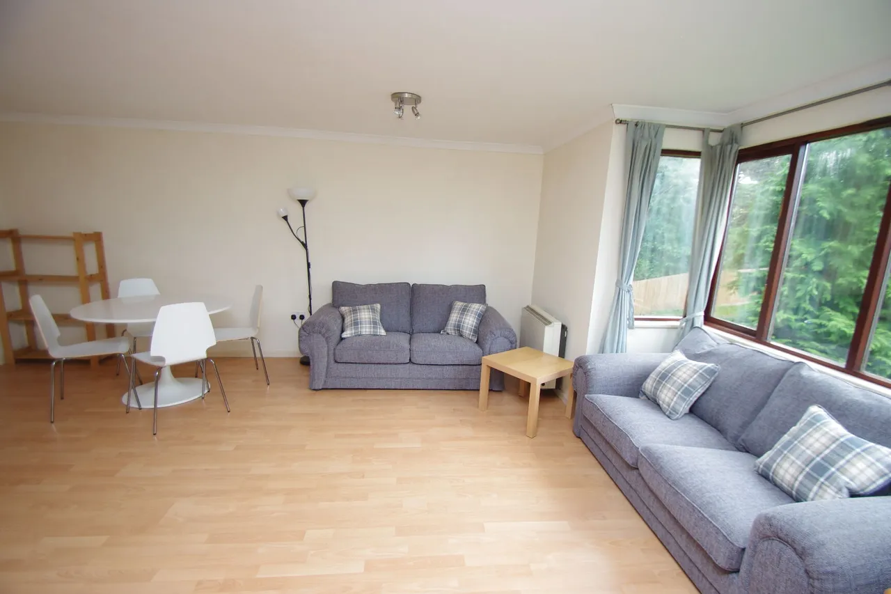 Flat 10, Savanna Court, Watford, photo 4