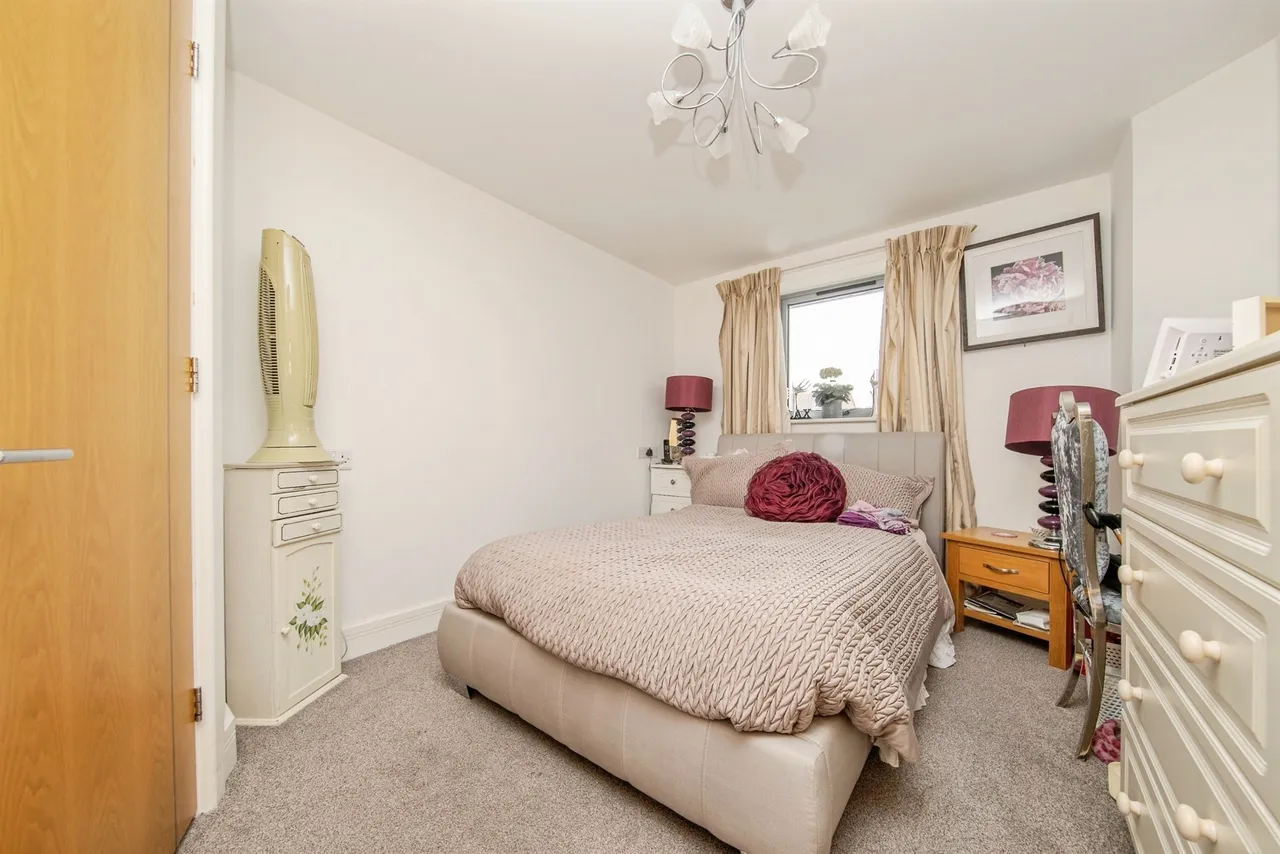Carnarvon Road, Clacton-On-Sea, photo 5