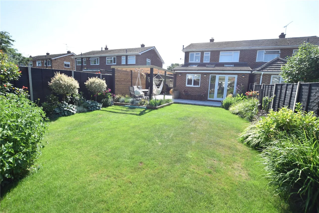 Horn Road, Farnborough, Hampshire, GU14 8RL, photo 5