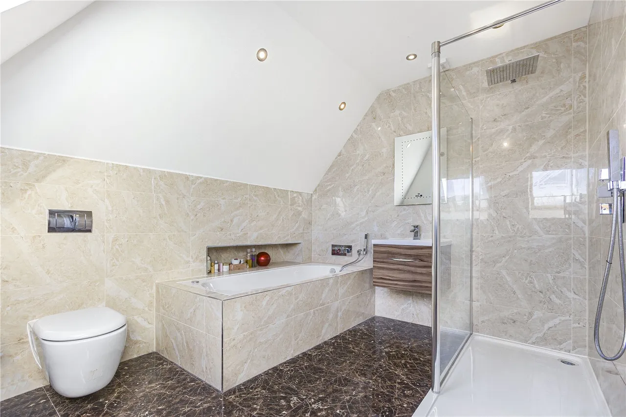 Westwood Close, Potters Bar, Hertfordshire, EN6 1LH, photo 13