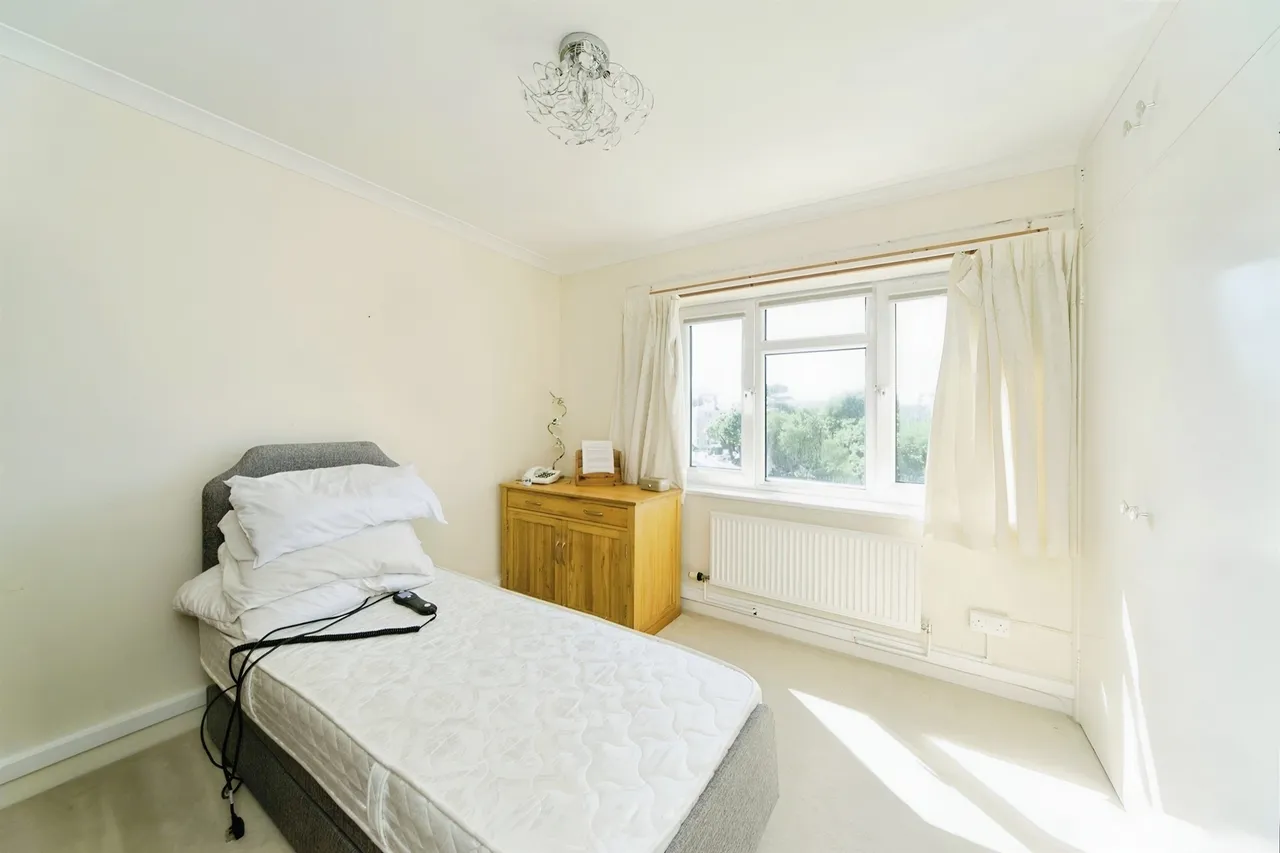 Blackwater Road, Eastbourne, BN21, photo 9