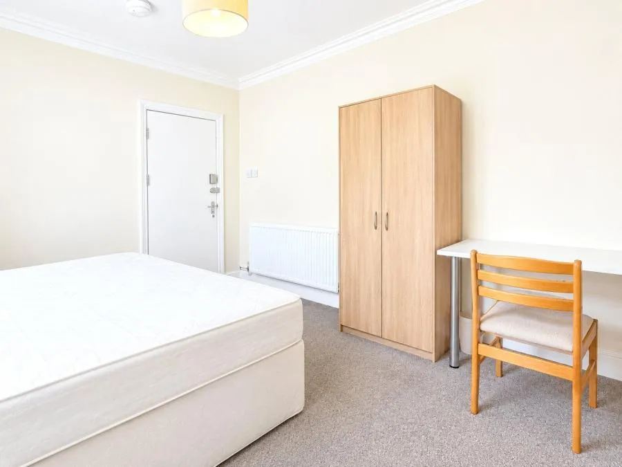 Churton Road, Chester, CH3, photo 2