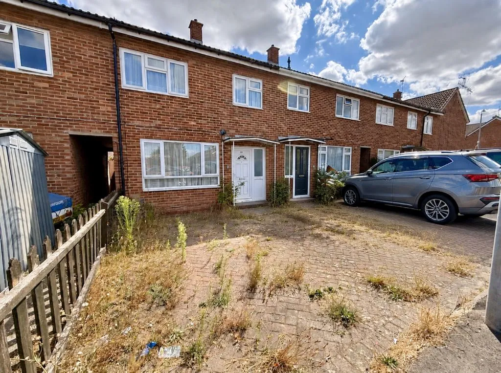 2 bed house for sale, Tithe Farm Road, Houghton Regis, LU5