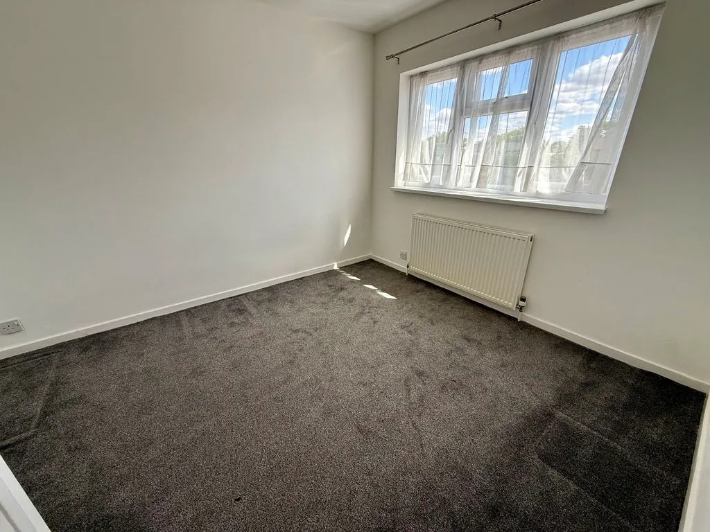 Tithe Farm Road, Houghton Regis, LU5, photo 7
