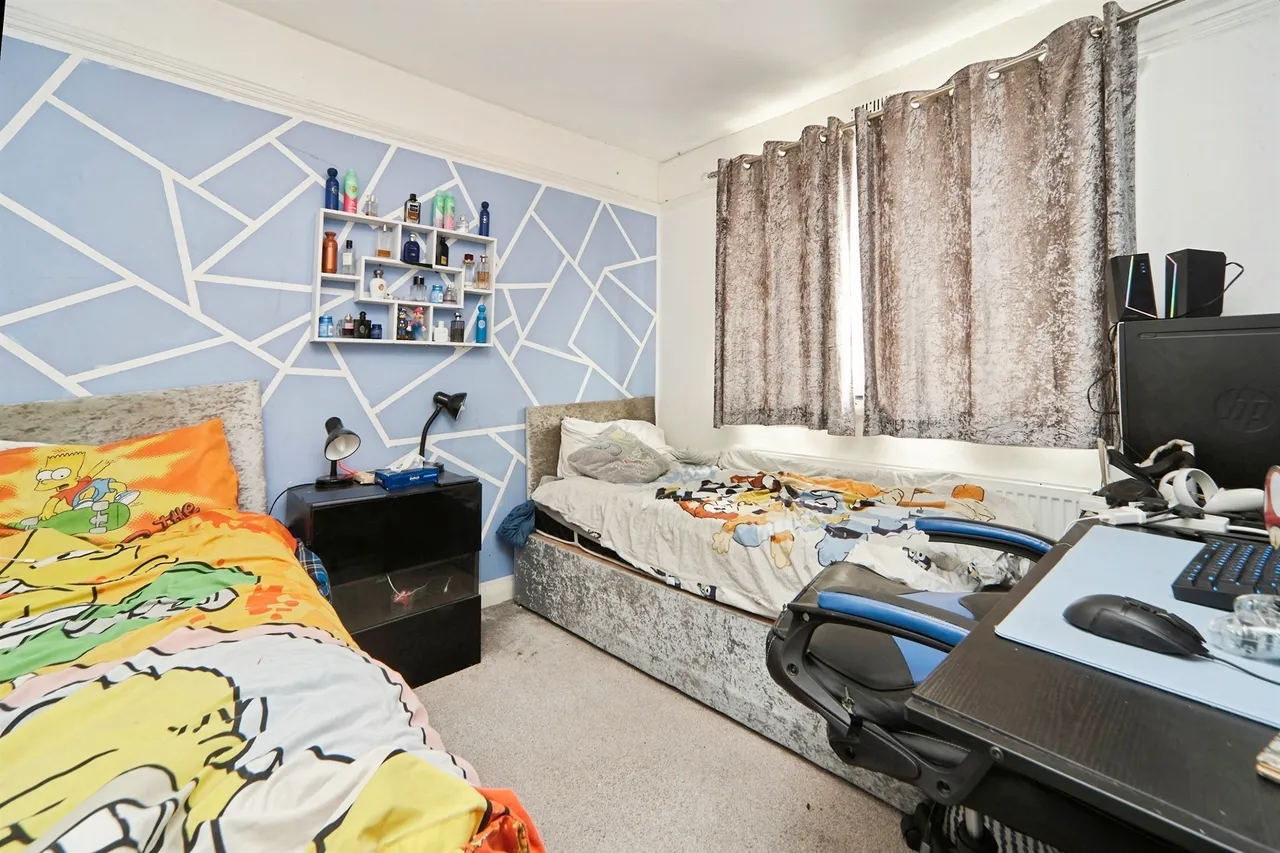 Easterly Crescent, Leeds, LS8, photo 10