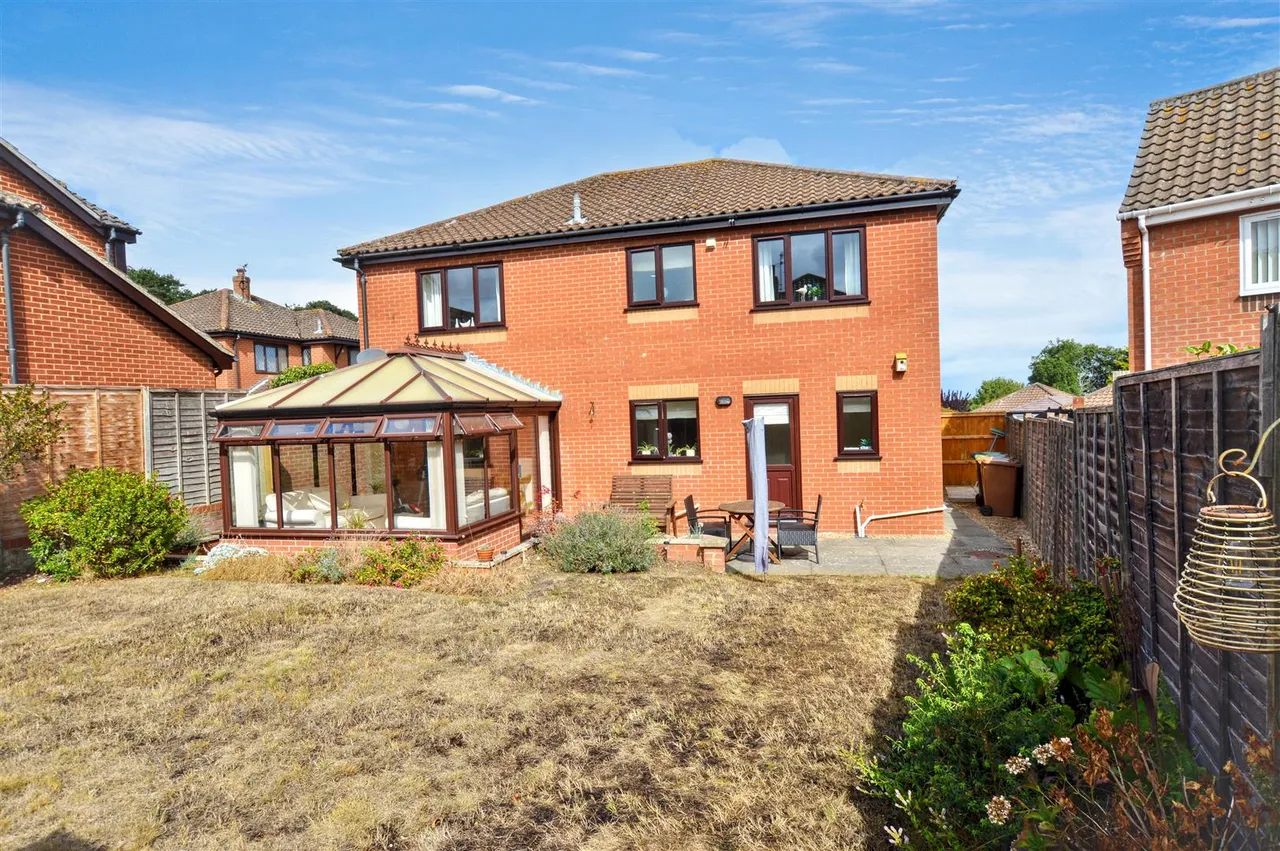 Campion Way, Sheringham, NR26, photo 25
