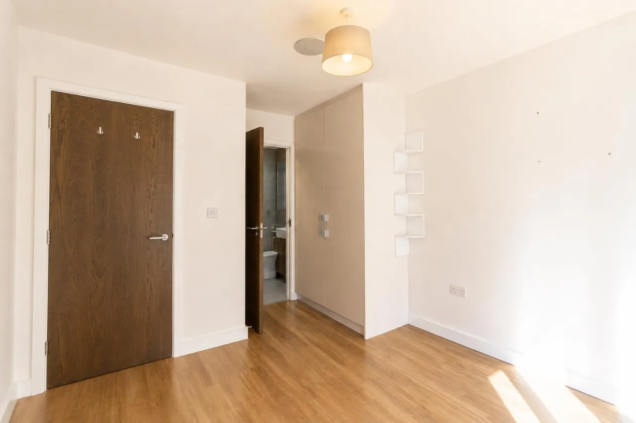 Empire House, East Drive, NW9, London, photo 10