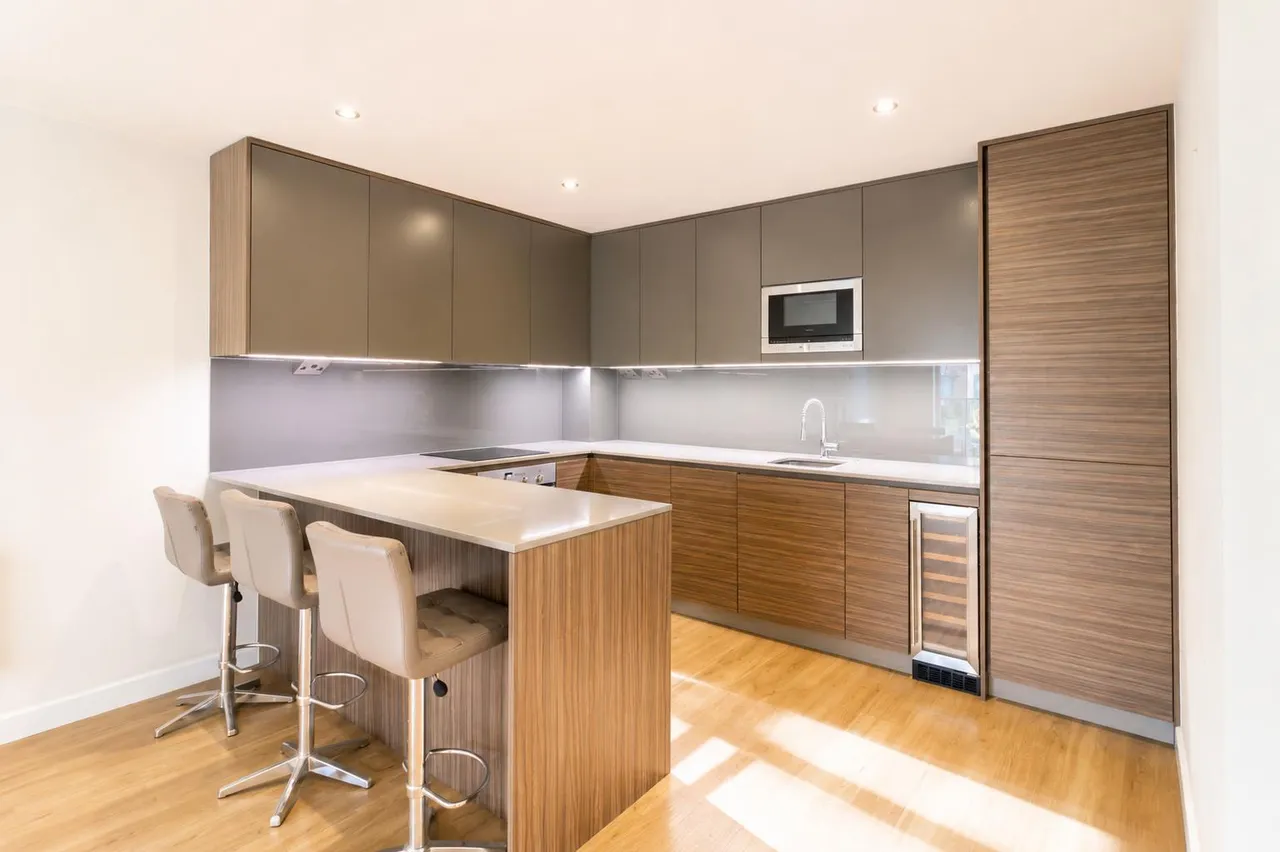 Empire House, East Drive, NW9, London, photo 12