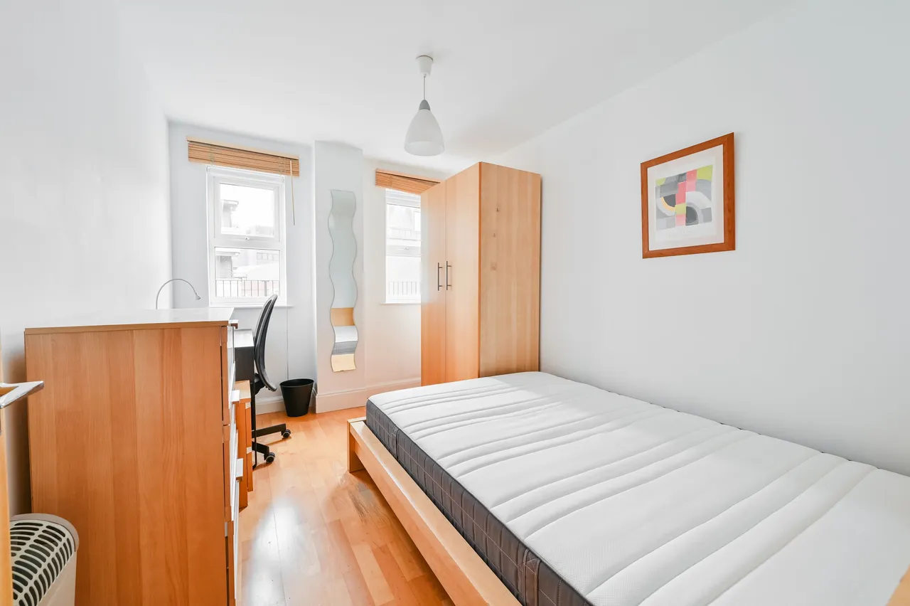 Flat 34, Aria House, 5-15 Newton Street, London, photo 8