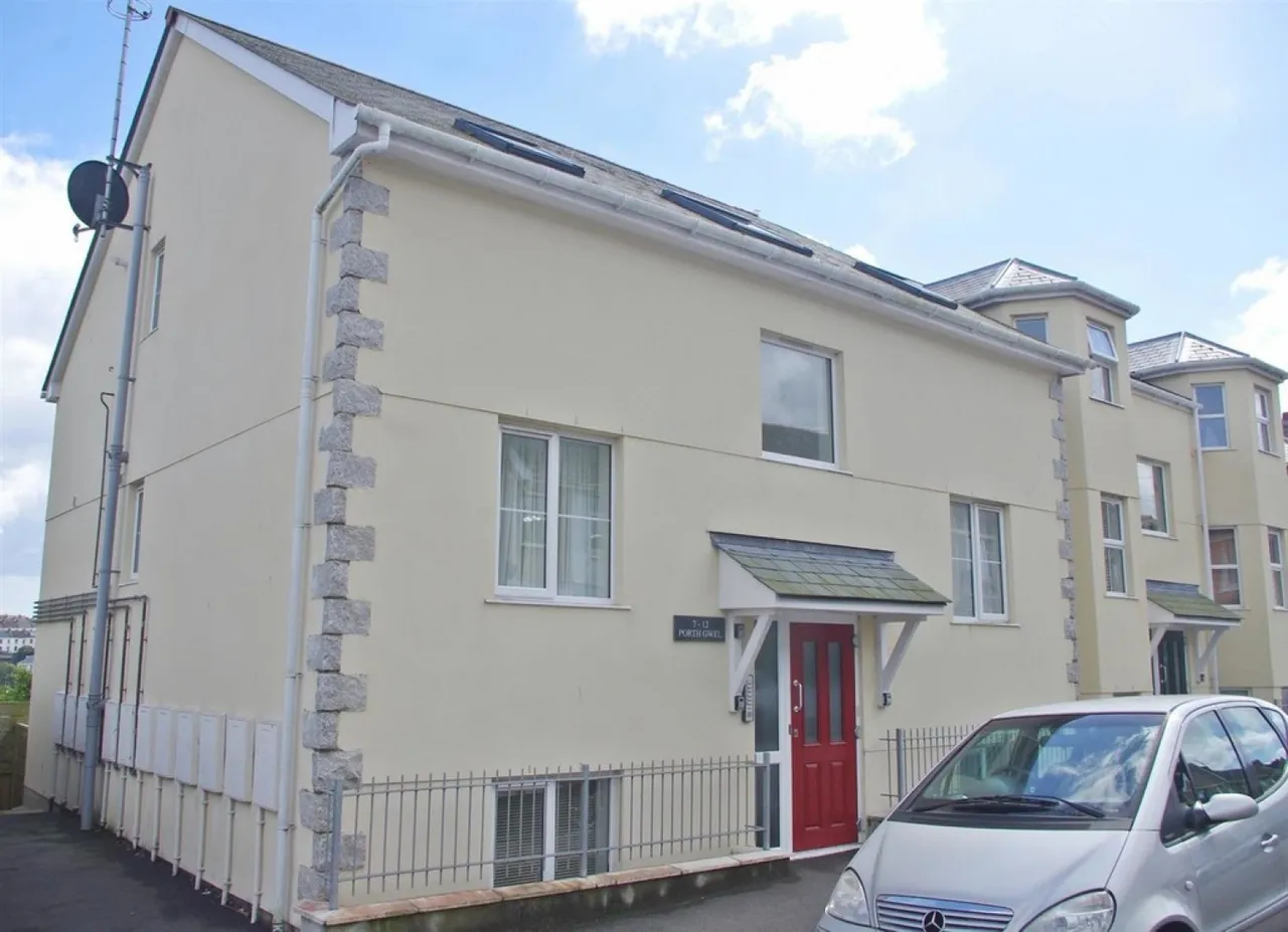 1 bed flat to rent — Porth Gwel, Falmouth