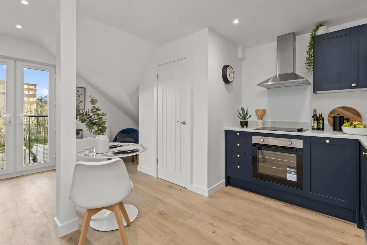 1 bed property for sale, Boltro Road, Haywards Heath, RH16