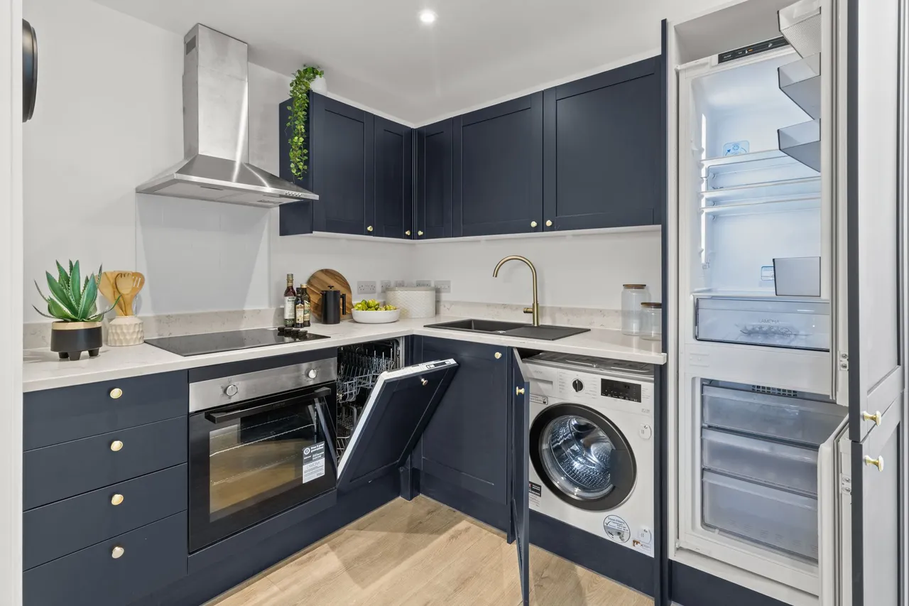 Boltro Road, Haywards Heath, RH16, photo 5