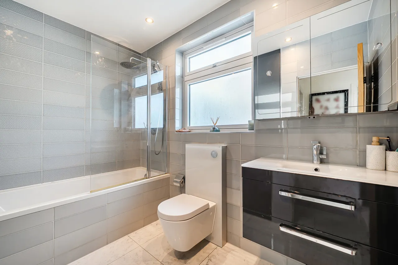 Potter Street, Northwood, HA6, photo 12