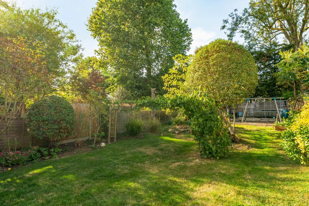 Potter Street, Northwood, HA6, photo 14