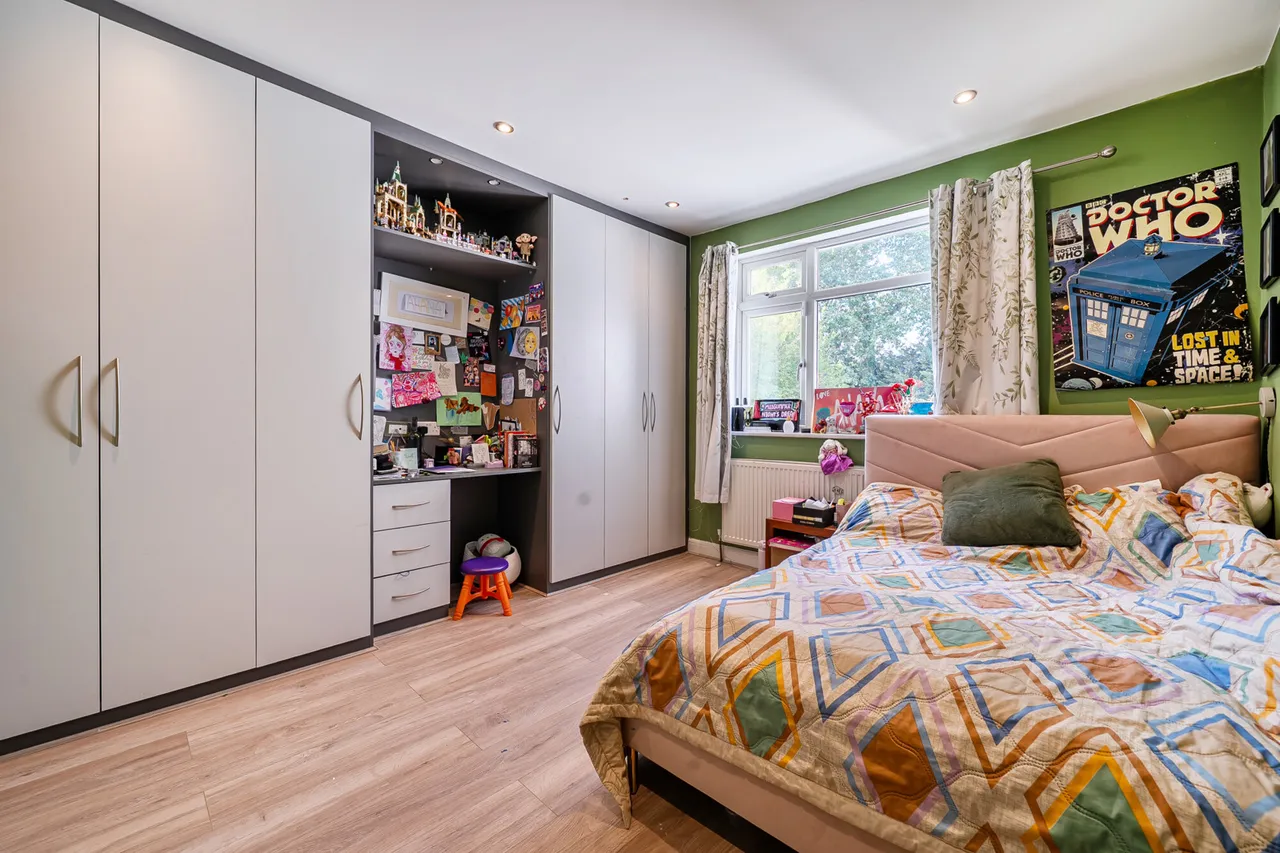 Potter Street, Northwood, HA6, photo 13