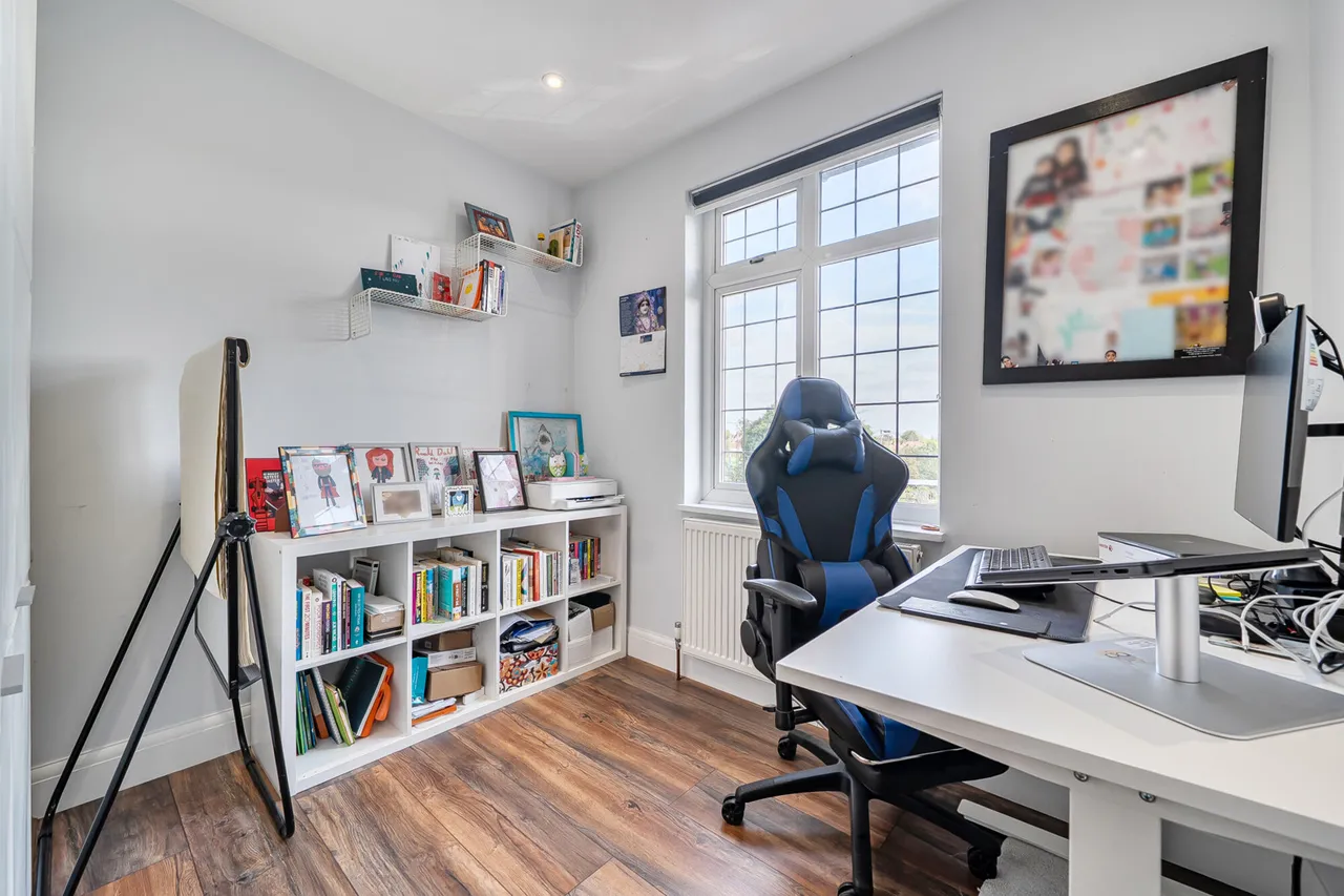 Potter Street, Northwood, HA6, photo 9