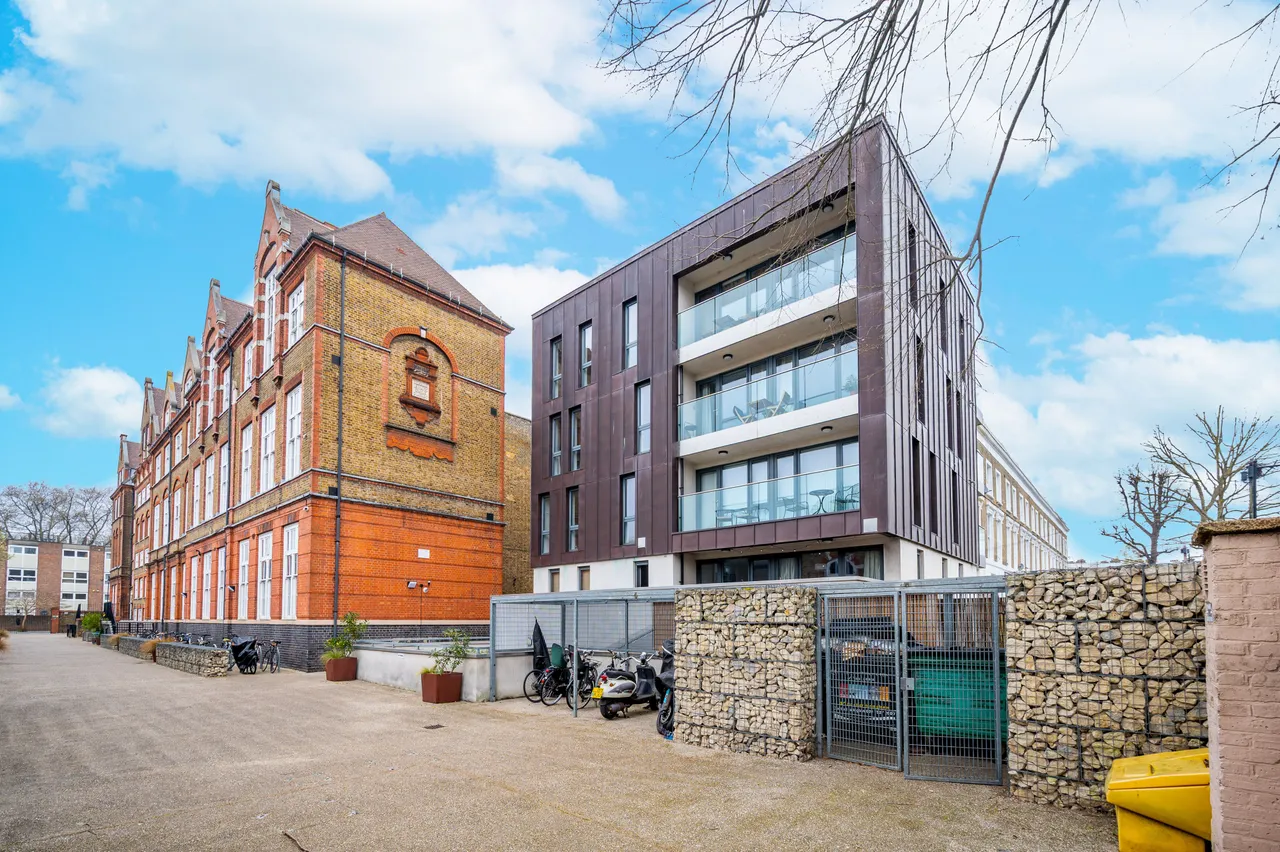 Flat 11, 41 Morton Road, London, photo 9
