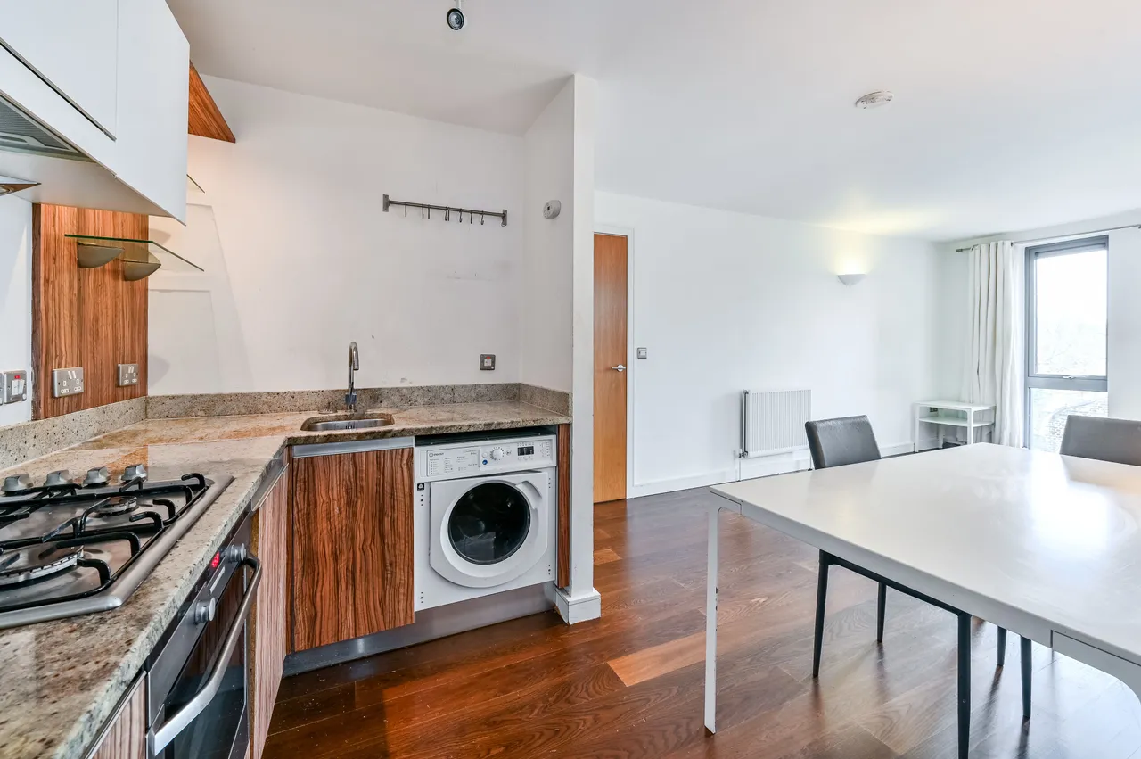 Flat 11, 41 Morton Road, London, photo 4